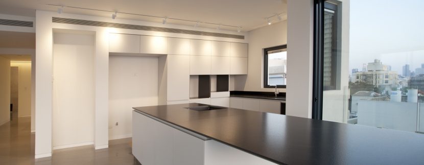 Luxury Penthouse in Gordon by the beach Tel Aviv