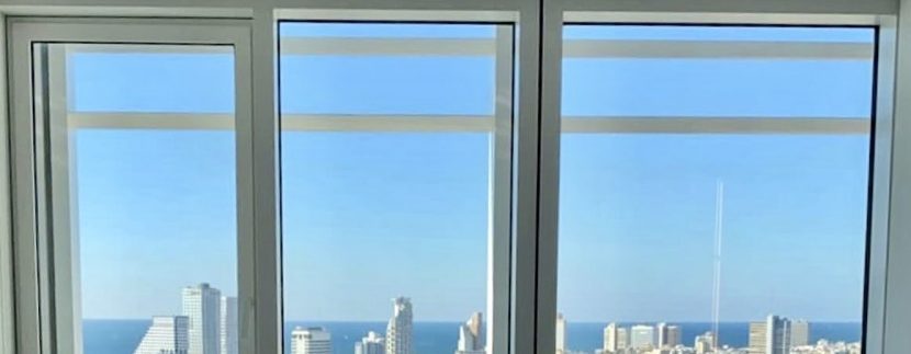 Meier tower on Rothschild tel aviv