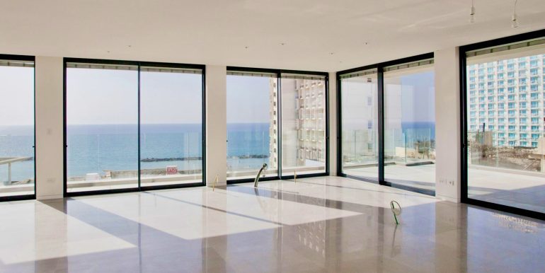 Beach Luxurious Penthouse Tel Aviv