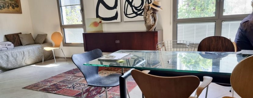 Spacious 3 room for sale in Levontine tel aviv