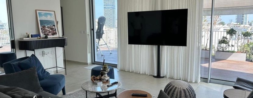 luxury real estate penthouse for sale in tel aviv