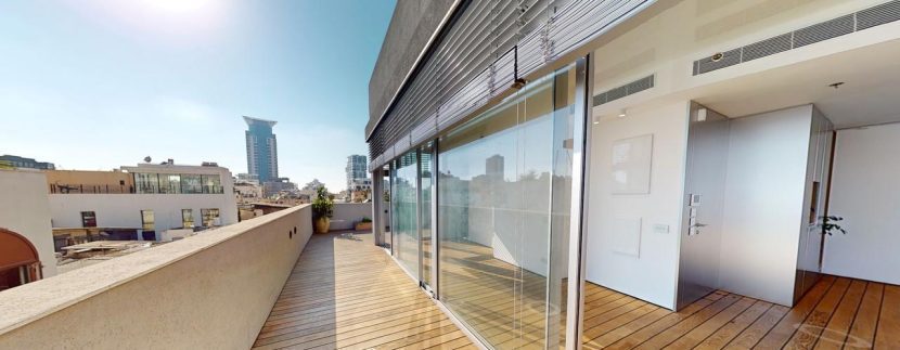 Luxury Penthouse with private swimming pool tel aviv