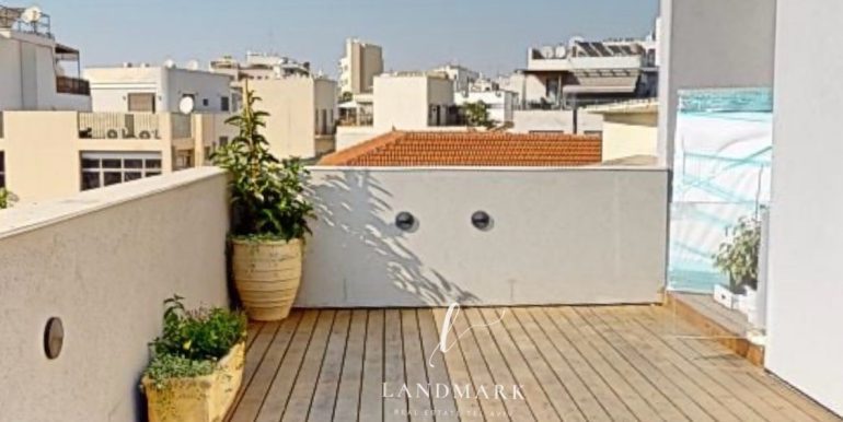 Luxury Penthouse with private swimming pool tel aviv