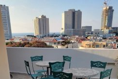 Rooftop Apartment in Neve Tzedek
