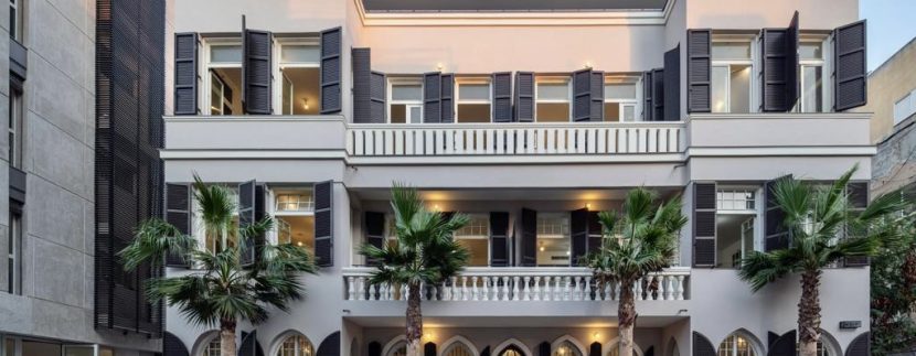 Entire floor Penthouse in Eclectic building Tel Aviv