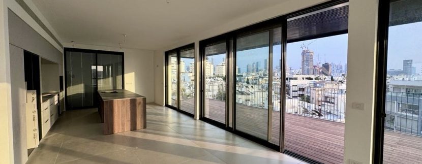 Exquisite Penthouse in Old North Tel Aviv