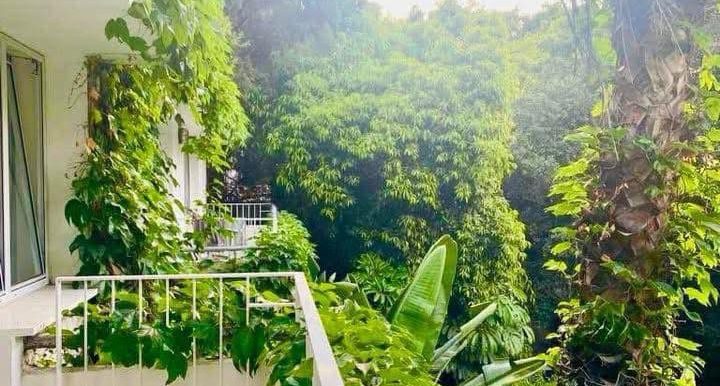 Nahmani tel aviv 6 bedroom apartment in Bauhaus building