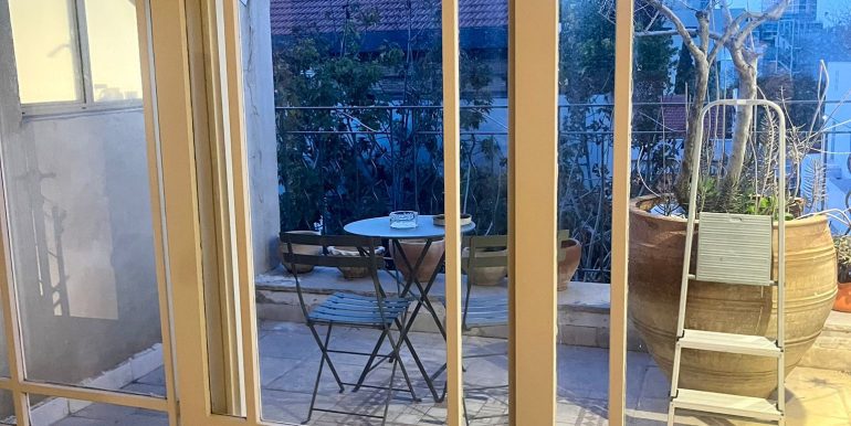 37ef0e56-b73a-475b-a7fe-c48313ad4d16