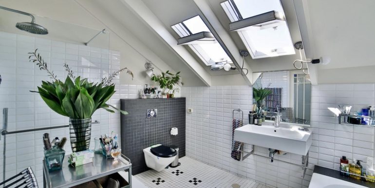 82feefd7-d5f3-4583-9e04-b355ae0ffe3a