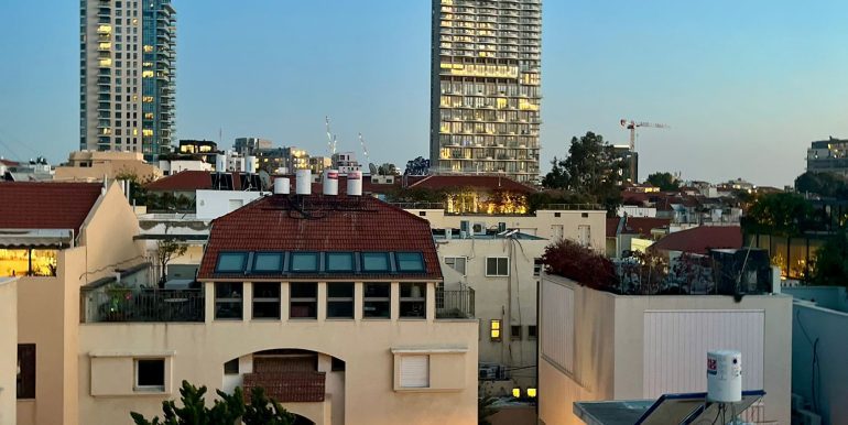 a4982d01-ed0b-467d-be39-7ea57feacb19