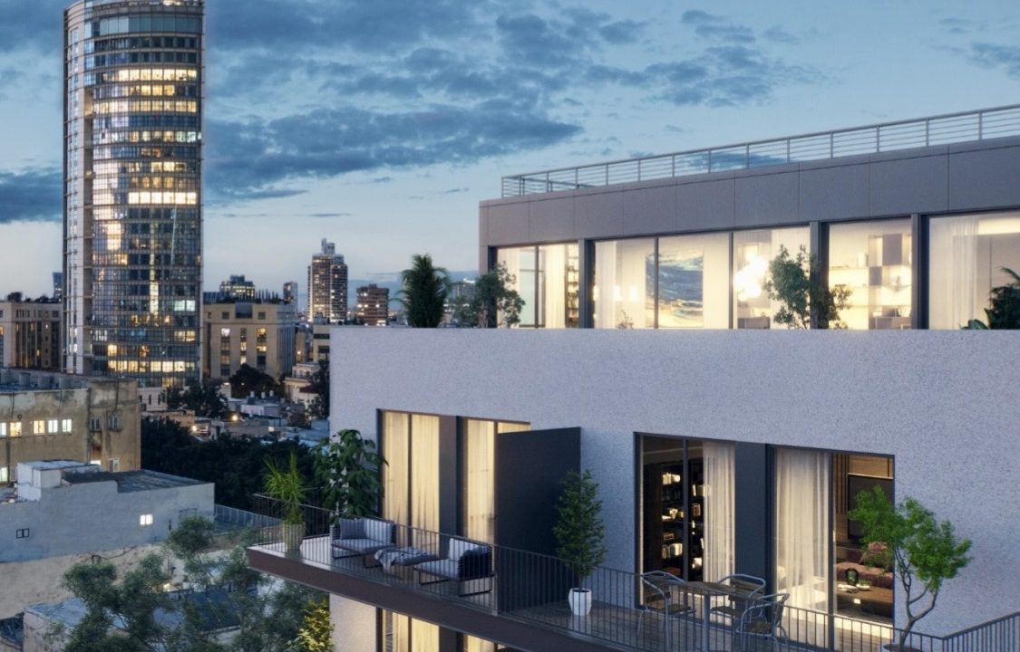 Single floor Luxury Penthouse off Rothschild boulevard
